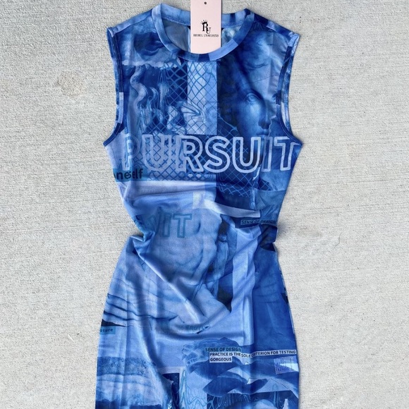 Blue dress - Picture 4 of 5